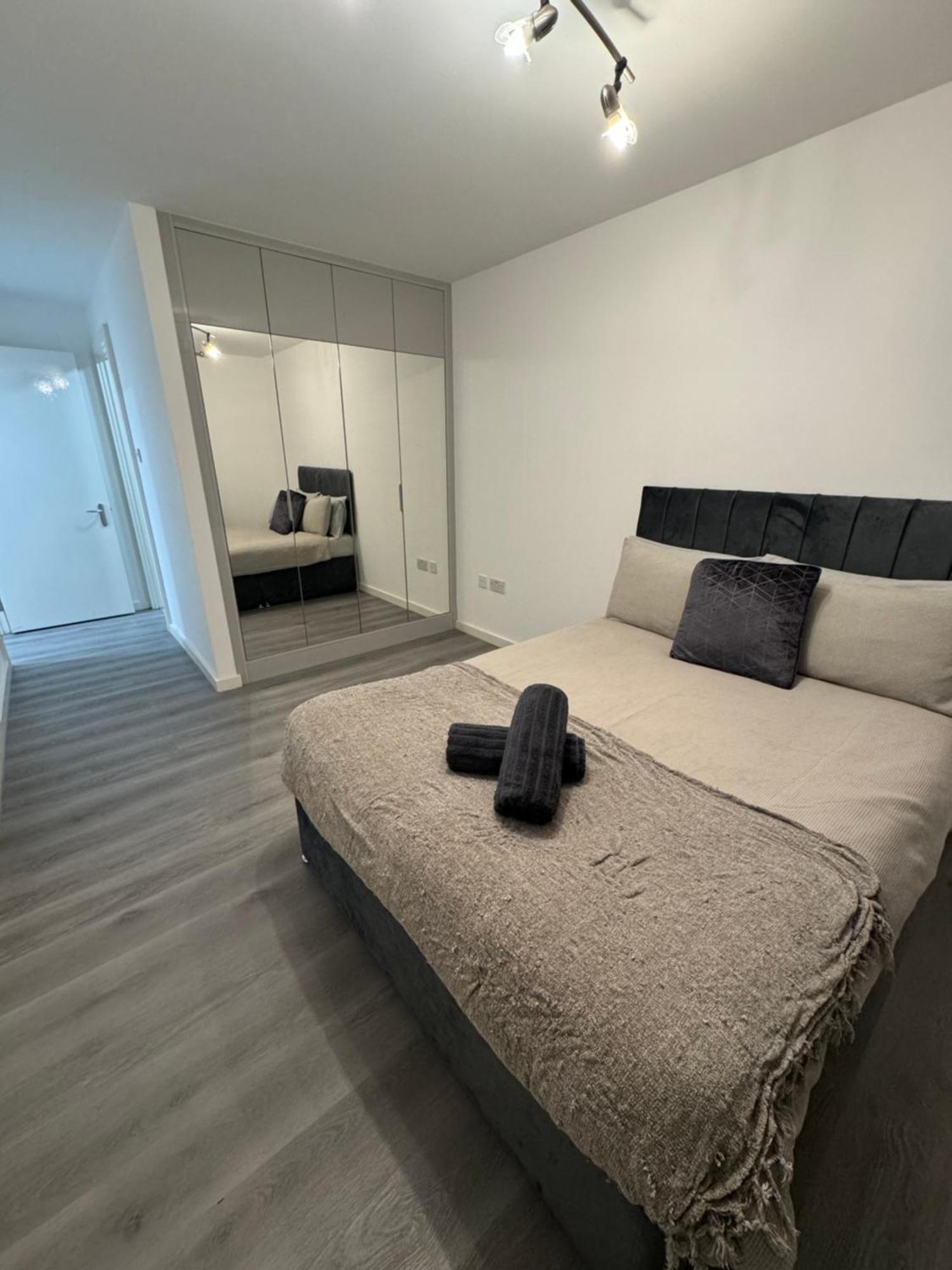 Modern Smart 2 Bedroom Apartment Central แมนเชสเตอร์ ภายนอก รูปภาพ